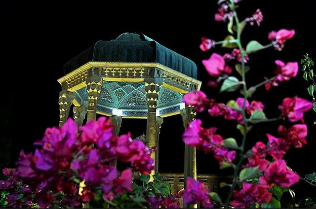تصویر از گرامیداشت حافظ